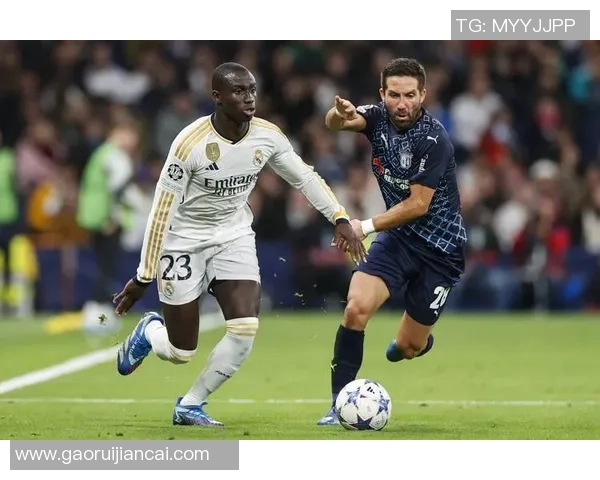 欧联赛场风云:里昂登顶,维拉闪耀,荣耀之路不止一种 欧联赛场风云:里昂登顶,维拉闪耀,荣耀之路不止一种